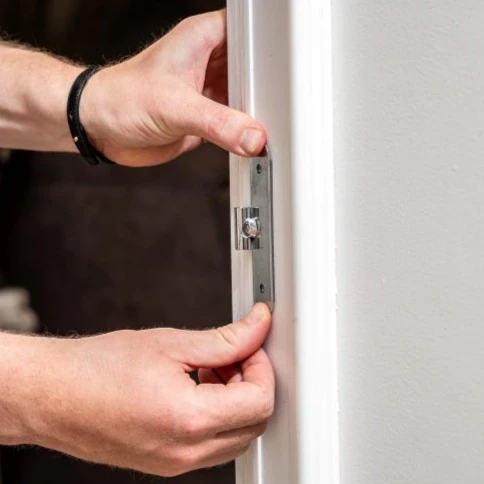 How to Correctly Apply Adhesives When Installing Your Dog-G8.