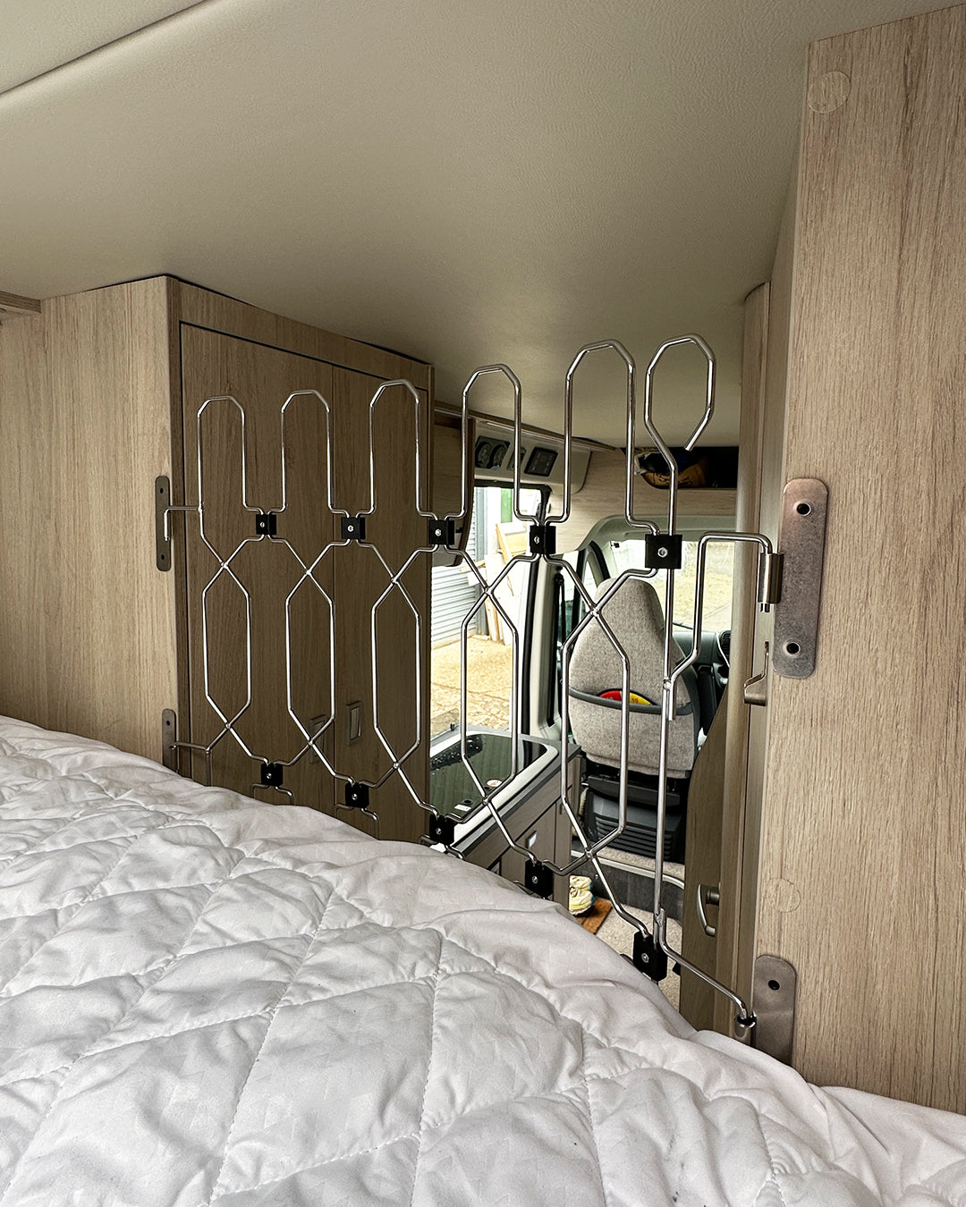 DOG-G8 for Motorhome/Caravan